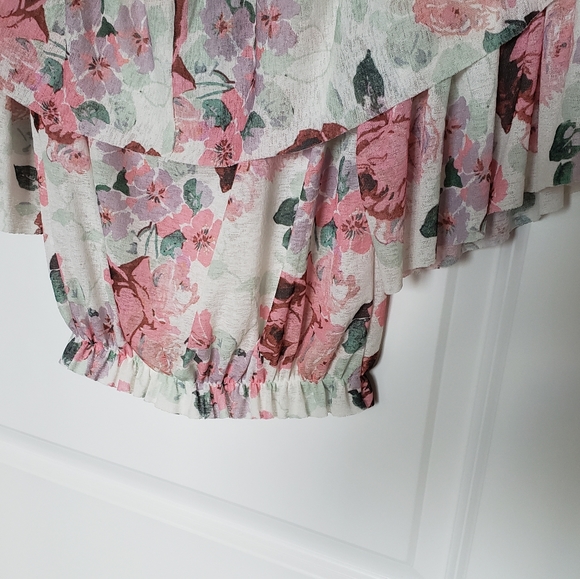 ASOS Floral Off-the-Shoulder Ruffled Crop Top - Picture 10 of 13